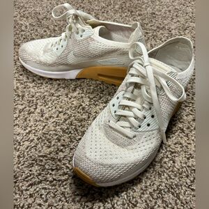 Nike Women’s Air Max 90 Ultra 2.0 Size 7